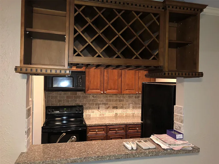 2507 Montrose Blvd #5 — Photo 8