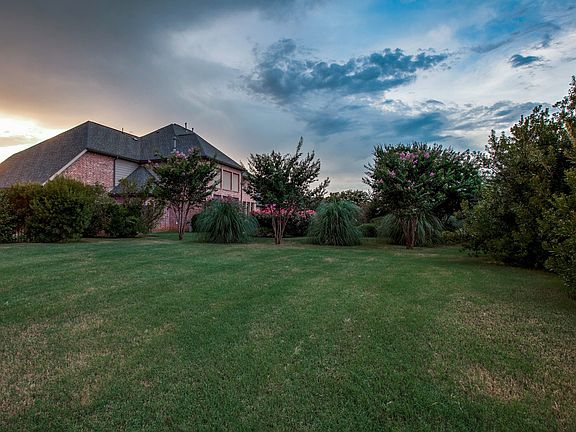 5th image of 1417 Bay Meadows Dr
