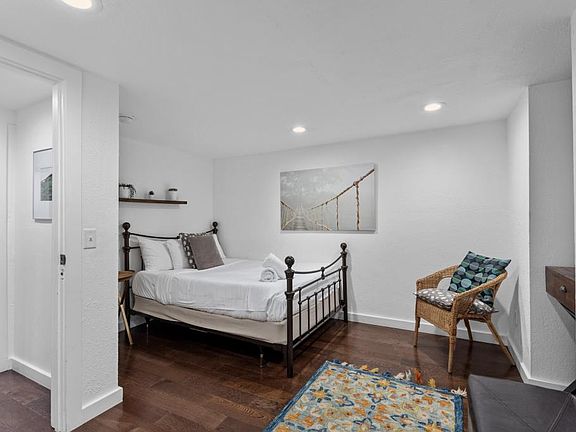 5th image of 2116 W Bannock St
