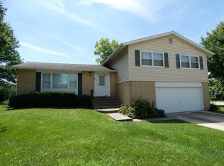 611 Evergreen Ct, Algonquin, IL