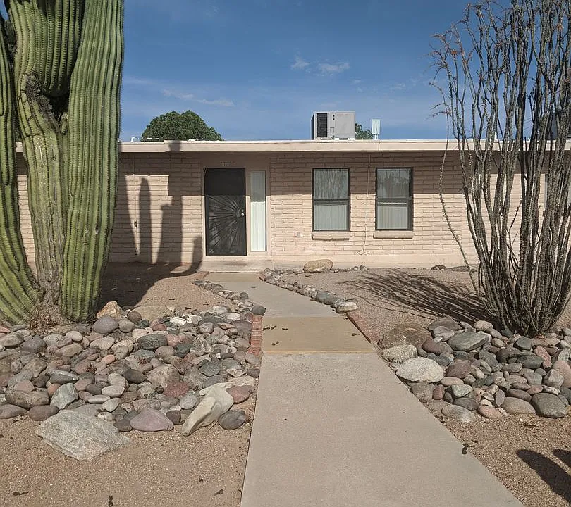2319 N Sonoita Ave #1101