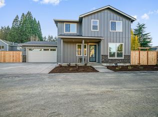10 Lennox Ln NE, Keizer, OR 97303
