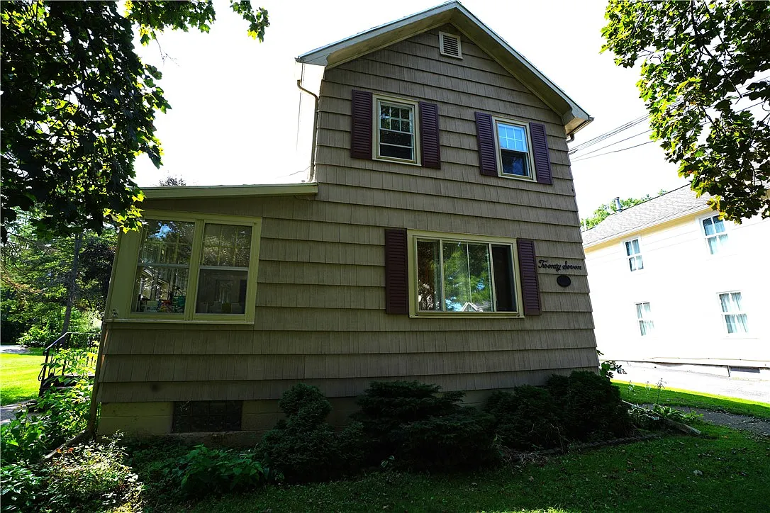 1 bed, 1.0 bath, 600 sqft, $1,195 — Photo 2