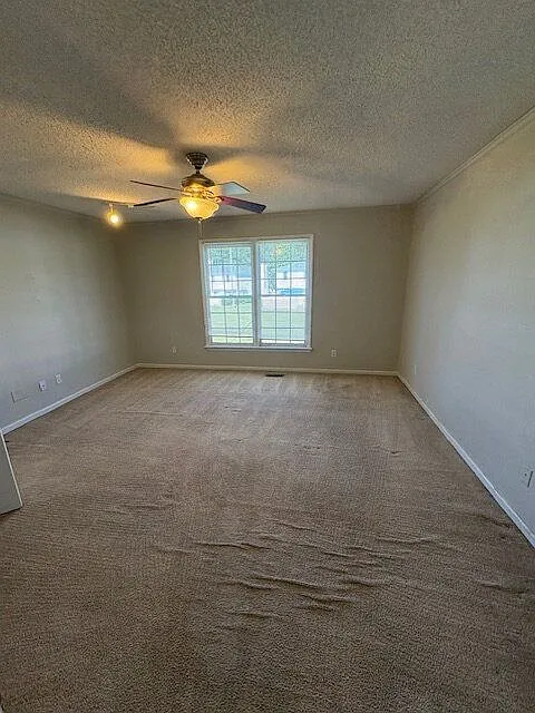 3830 Sterling Pointe Dr — Photo 2