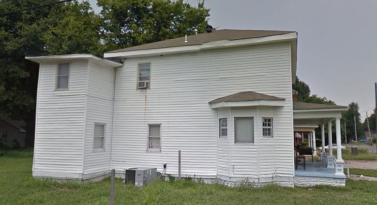 2nd image of 1021 Rayner St
