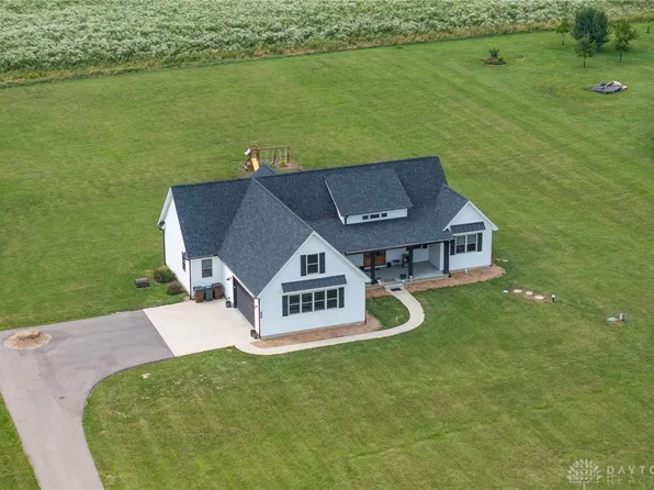 9782 Us Highway 22 Hwy W #22, Clarksville, OH 45113