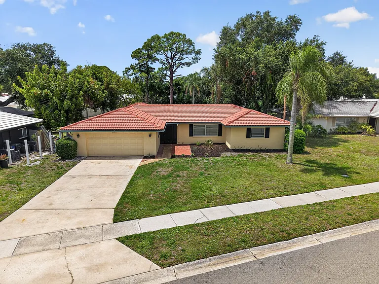 2508 Cardwell Way — Photo 43