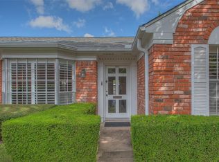 1375 Roaring Springs Rd, Fort Worth, TX 76114