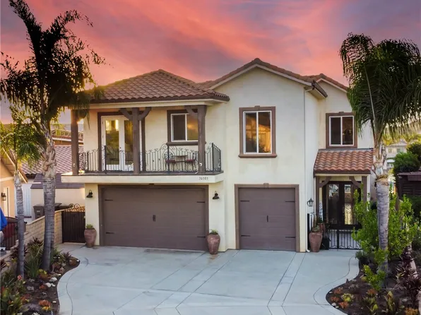 30385 S Fork Dr, Canyon Lake, CA 92587