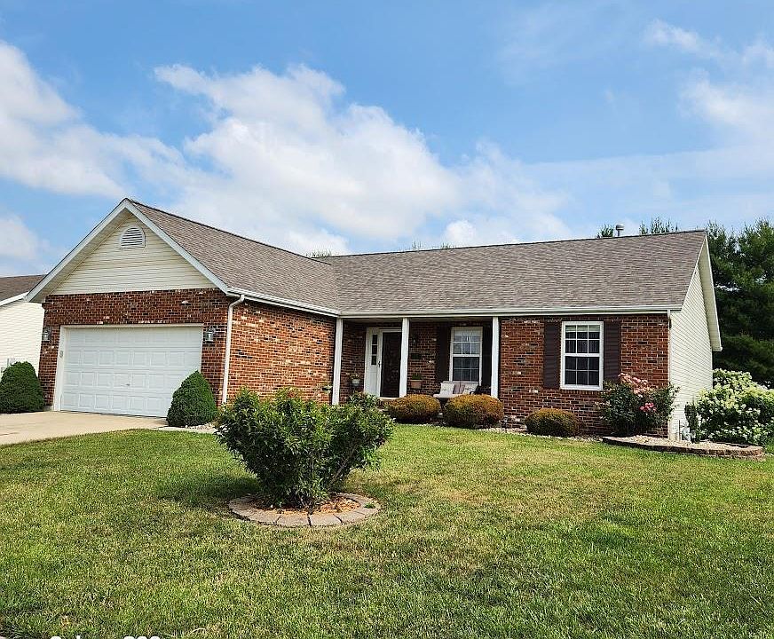 1st image of 235 Falcon Dr E
