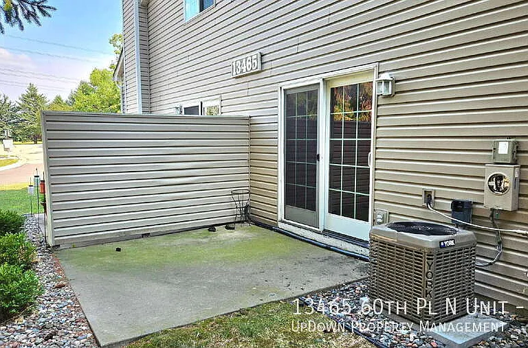 13465 60th Pl N #31 — Photo 2