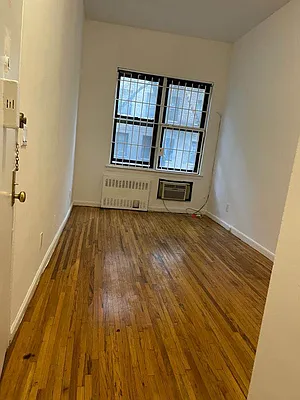 Rented by Manhattan Flats | media 10