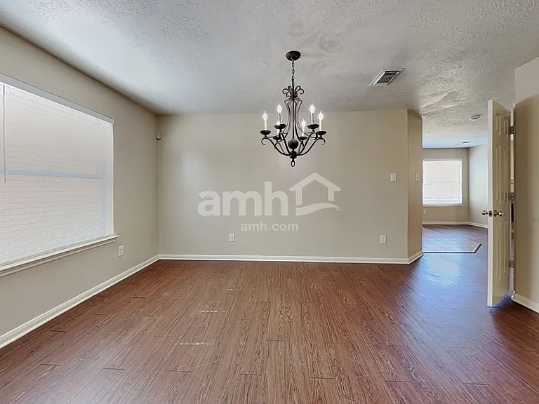 9031 Ferndale View Dr — Photo 5