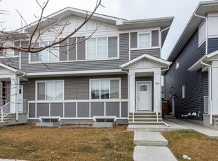 169 Creekside Dr SW #M, Calgary, AB T2X 4X7