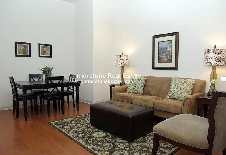405 Washington St #501 — Photo 5