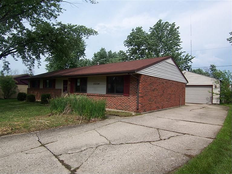 7754 Shalamar Dr, Dayton, OH 45424 | Zillow