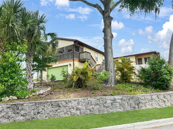 149 3rd St, Clermont, FL 34711