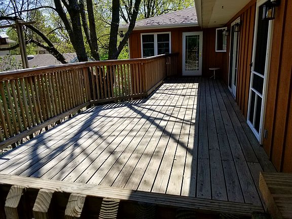 Large deck-East side