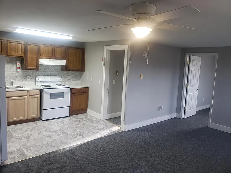 Unit 12 Large Living Room & Kitchen w/Dishwasher