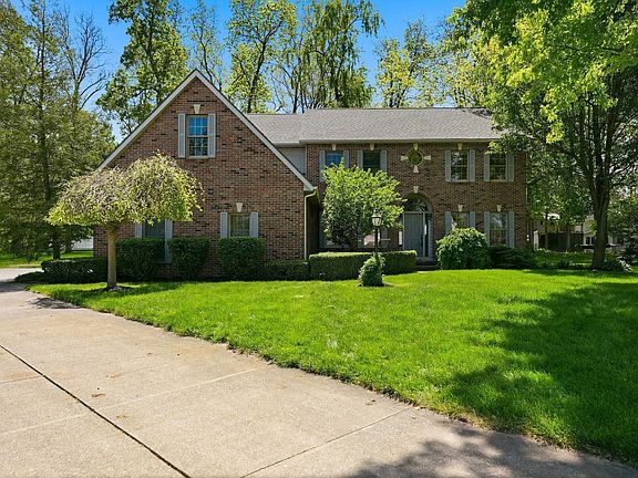 2nd image of 3239 N Ashford Ct