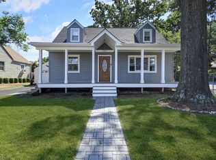 24 Saint Marys Pl, Denville, NJ 07834