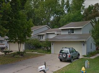 2437 Remington Rd, Green Bay, WI 54302