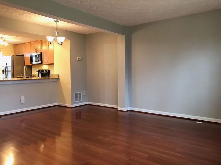 2848 S Meade St — Photo 7