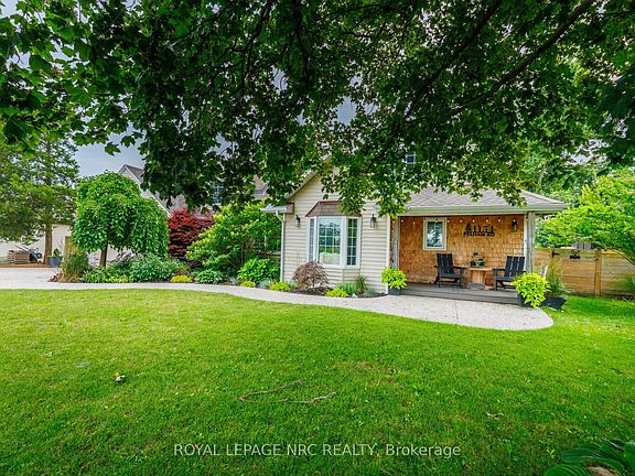 3rd image of 1154 Pelham Rd