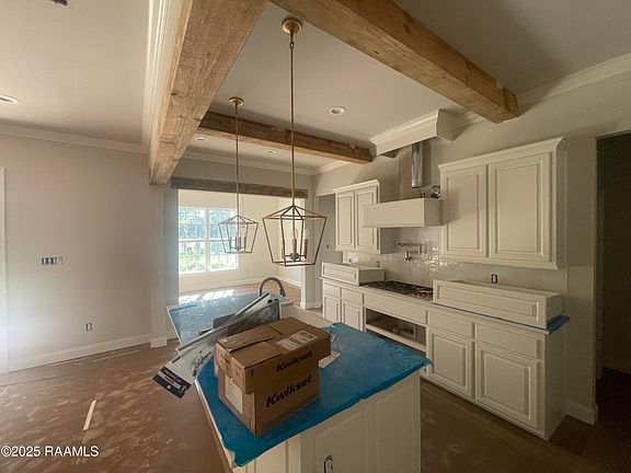 5th image of 106 Manor House Ln