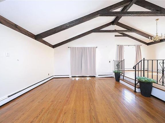 2nd image of 987 Hylan Blvd