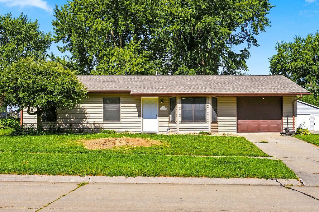 25 Bayberry Ln - Property Image