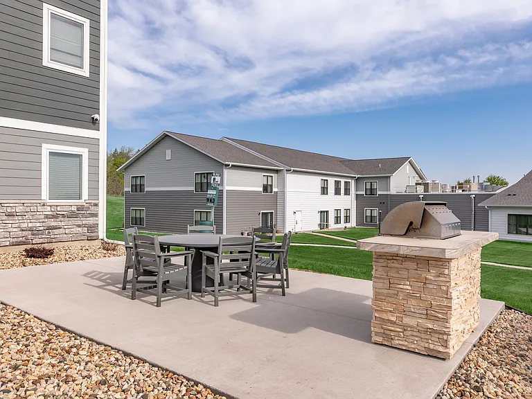 Stone Haven Apartments — Photo 8
