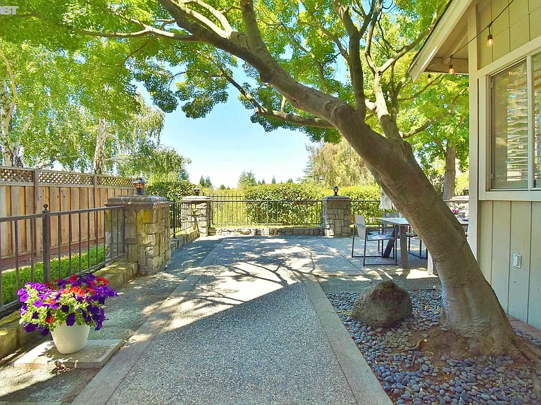 74 Canyon Green Way — Photo 54