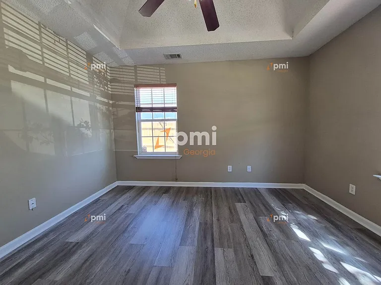 342 Orchard Way — Photo 10
