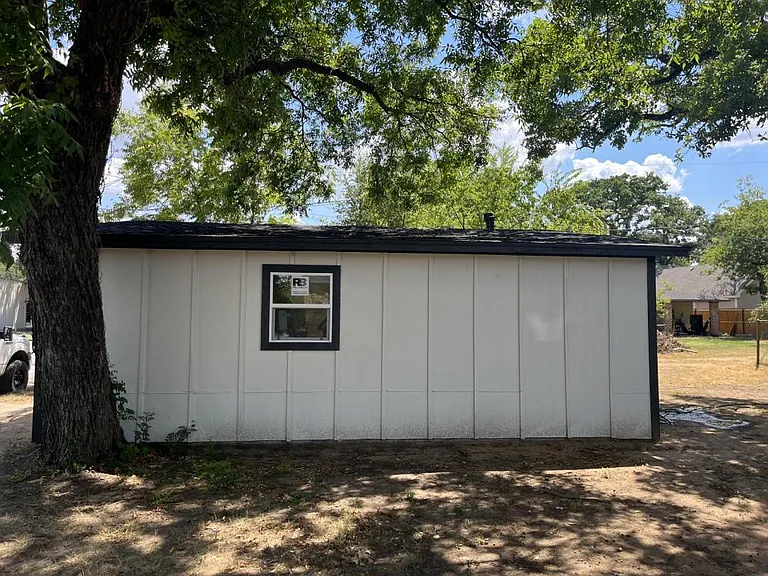 210 Cates St — Photo 20