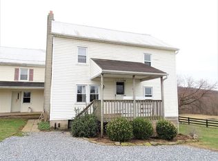 342 E Black Creek Rd, East Earl, PA 17519