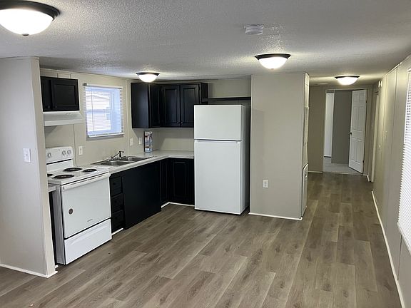 2nd image of 2700 N Washington St #160M