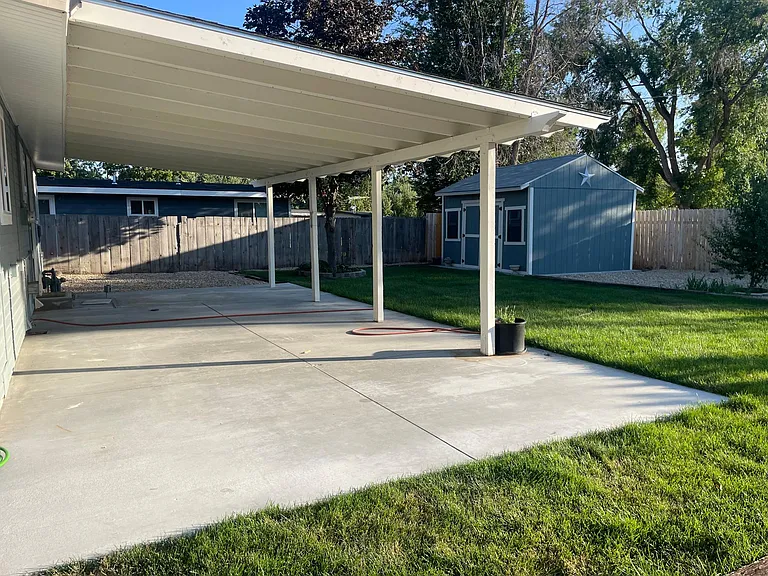 321 N 4 W — Photo 9