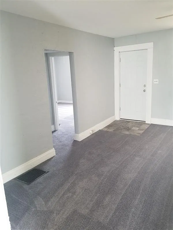 Building Photo - 316 Grover St #316