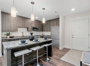 850 Falmouth Rd, Hyannis, MA 02601