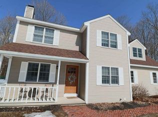 10 Dandelion Dr, Gansevoort, NY 12831