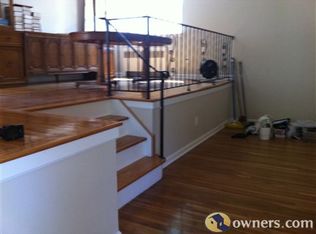 989 Bellmore Rd, Bellmore, NY 11710