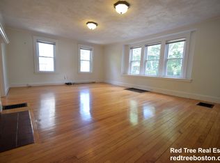 20 Oak Ter, Newton, MA 02461