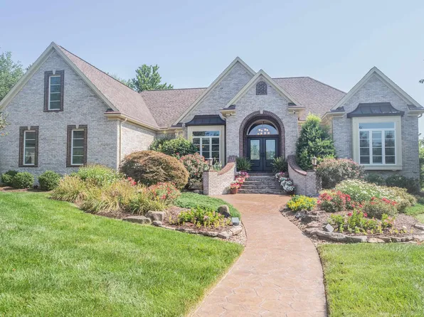 1392 Woodfield Dr, Newburgh, IN 47630