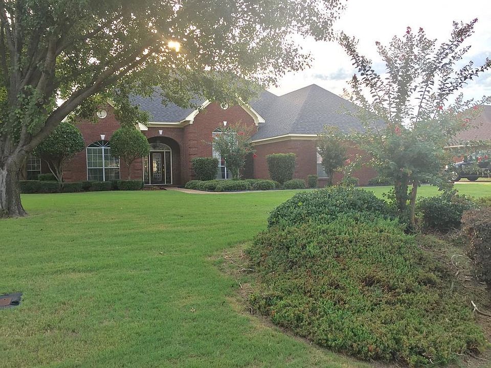 1st image of 1721 McClain St