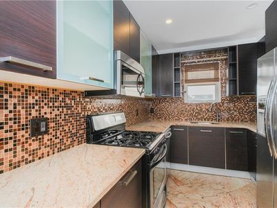 3360 Shore Pkwy APT 6A, Brooklyn, NY, 11235