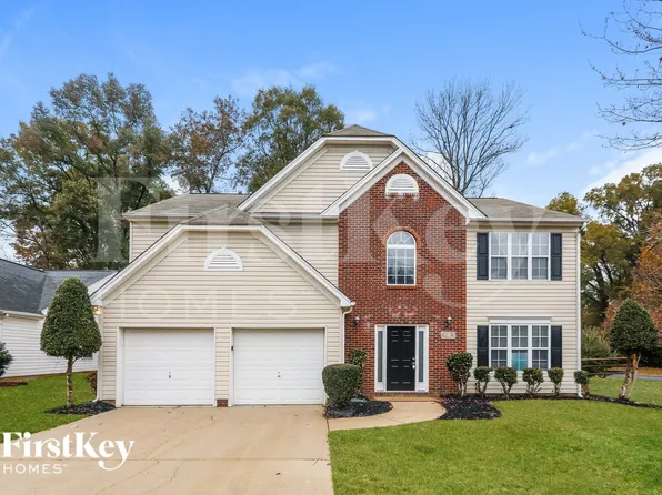 12606 Ivey Creek Dr, Charlotte, NC 28273