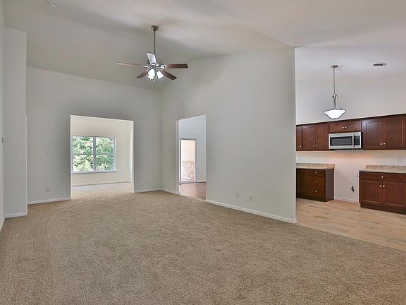 5th image of 5750 Joilet St