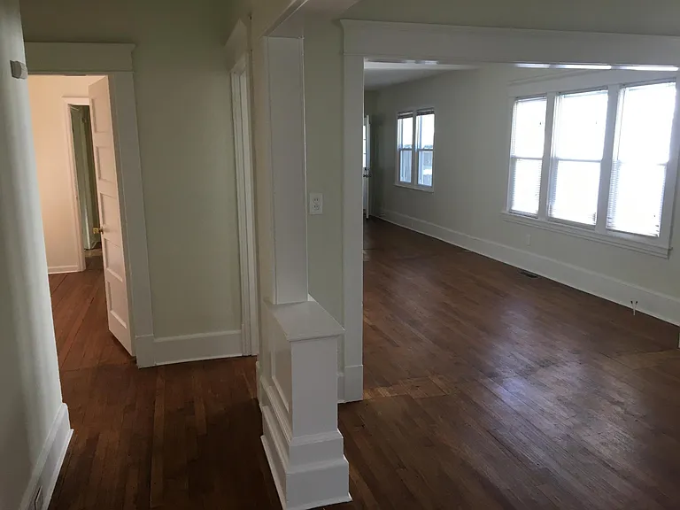 118 Commonwealth Ave — Photo 2