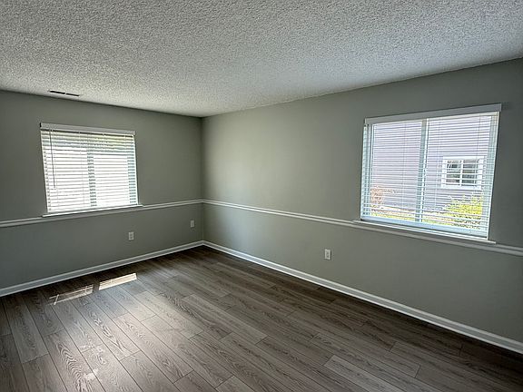 4th image of 7715 Tamarron Dr